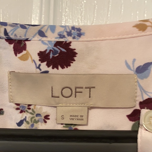 Loft - Picture 2 of 3